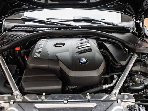 Used 2025 BMW 430i Convertible w/ M Sport Package image 28