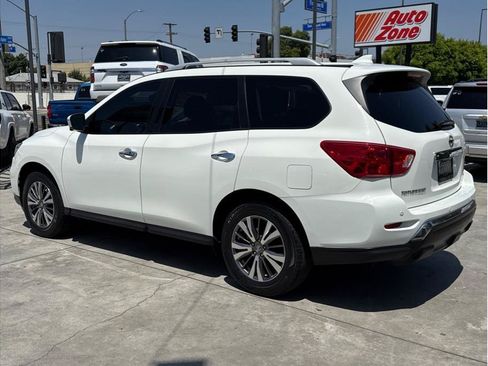 Used 2020 Nissan Pathfinder SL FWD image 45