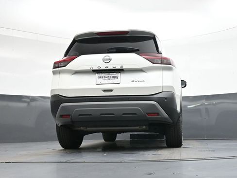 Used 2023 Nissan Rogue SV image 36