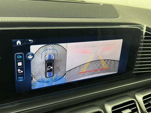 New 2025 Mercedes-Benz GLS 450 4MATIC image 32