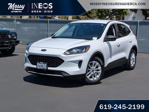Used 2022 Ford Escape SE w/ Convenience Package FWD image 1
