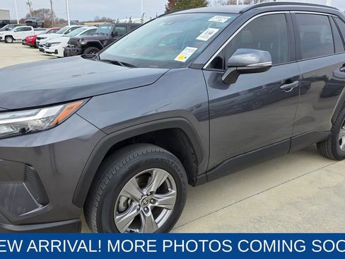 Used 2023 Toyota RAV4 XLE image 1