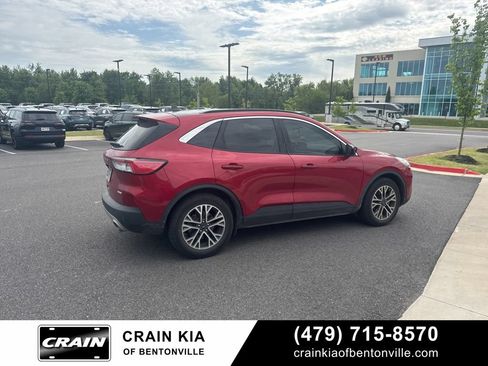 Used 2020 Ford Escape SEL FWD image 4