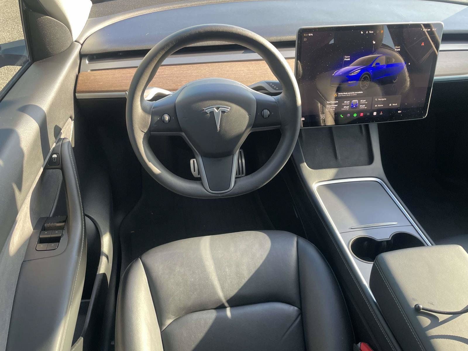 Used 2022 Tesla Model Y Performance AWD/4WD image 12