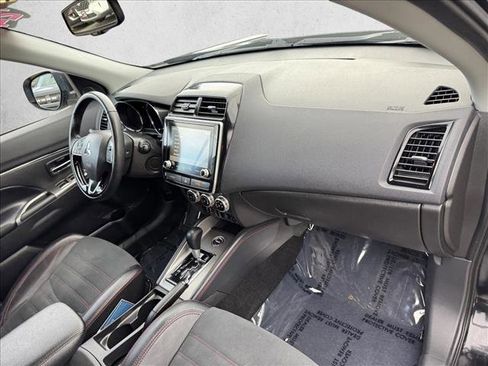 Used 2024 Mitsubishi Outlander Sport S image 20