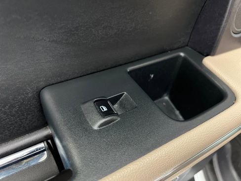 Used 2024 Ford Expedition Limited image 17