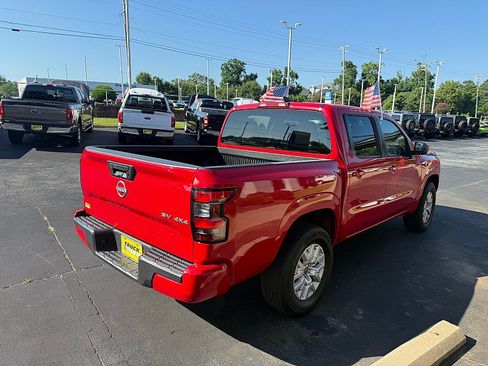 Used 2023 Nissan Frontier SV AWD/4WD image 5