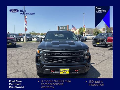 Used 2022 Chevrolet Silverado 1500 Custom Trail Boss w/ LPO, Dark Essentials Package AWD/4WD image 4