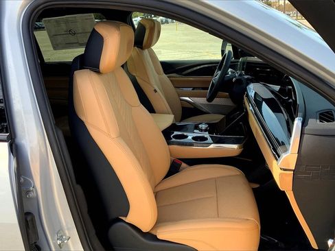 New 2025 Cadillac Escalade IQ Luxury 2 image 34