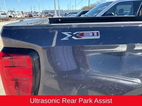 Used 2022 GMC Sierra 1500 Elevation w/ Elevation Premium Package image 14