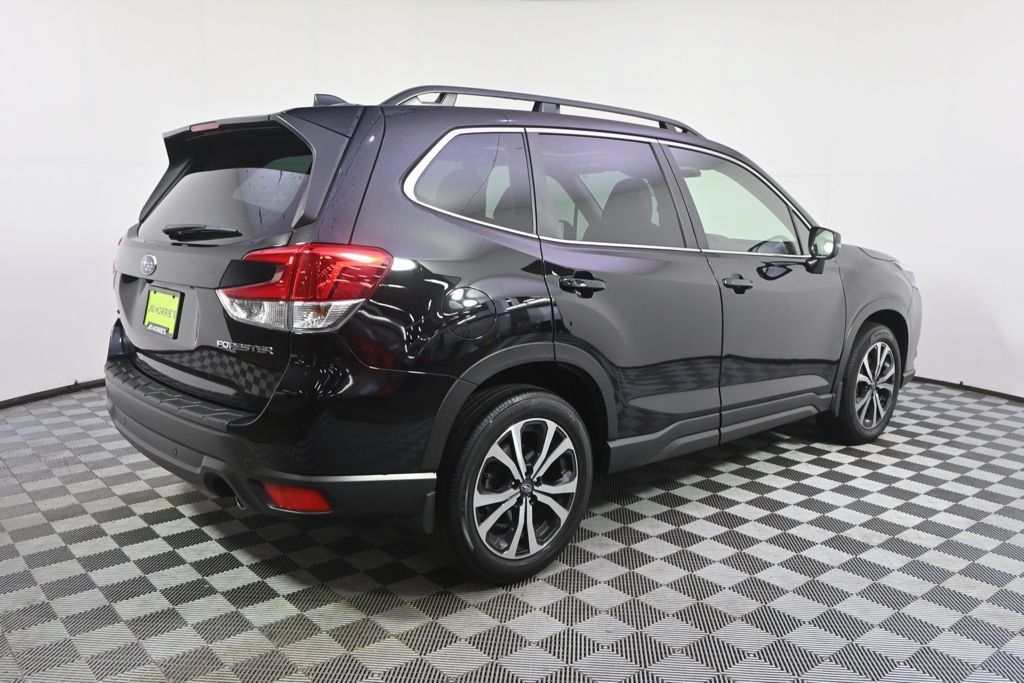 Used 2023 Subaru Forester Limited AWD/4WD image 7