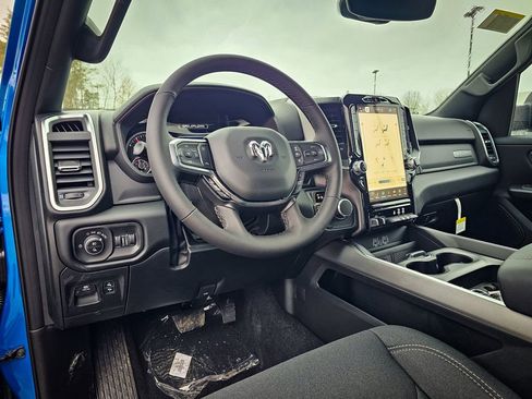 New 2026 RAM 1500 4x4 Crew Cab image 13