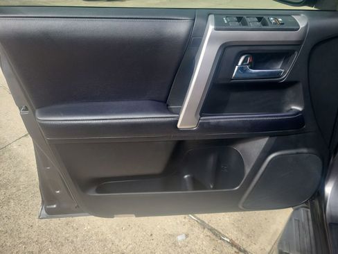 Certified 2019 Toyota 4Runner SR5 Premium image 11