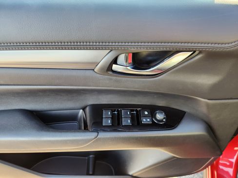 Certified 2024 MAZDA CX-5 AWD 2.5 S w/ Preferred Package image 17