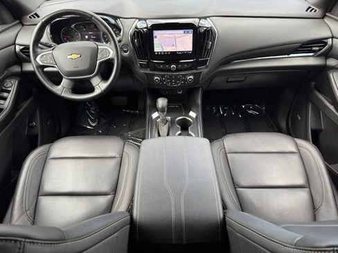 Certified 2023 Chevrolet Traverse LT w/ LT Premium Package AWD/4WD image 13