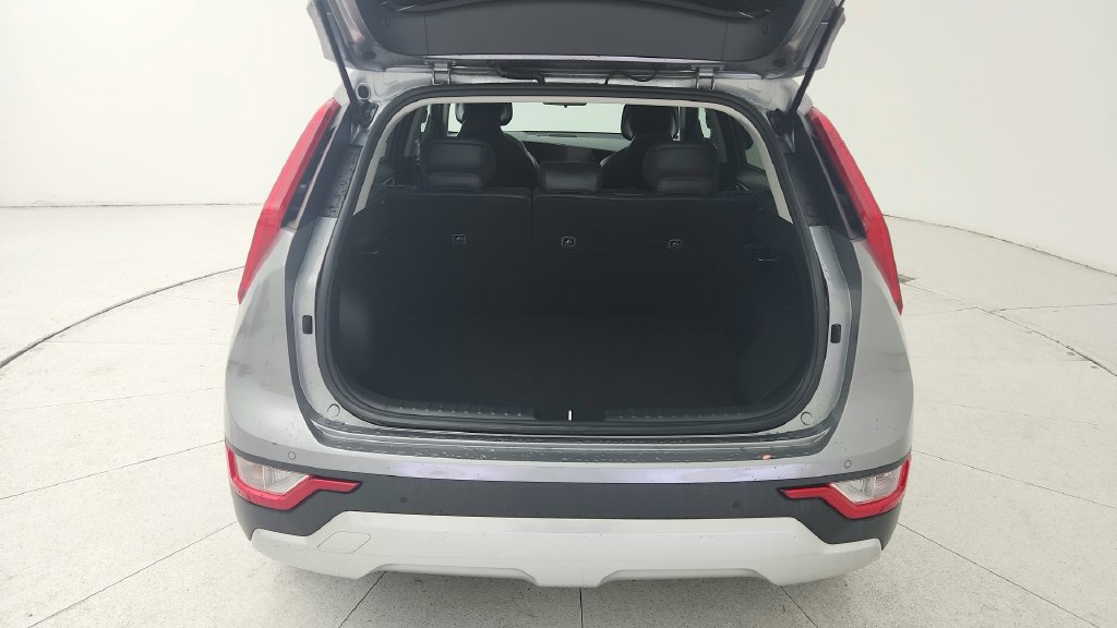 Used 2024 Kia Niro EX w/ EX Cold Weather Package FWD image 33