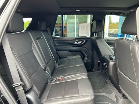 Used 2023 Chevrolet Tahoe Z71 w/ Luxury Package AWD/4WD image 8