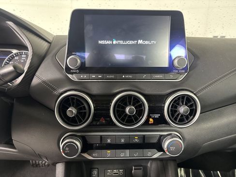 Used 2024 Nissan Sentra SV image 15