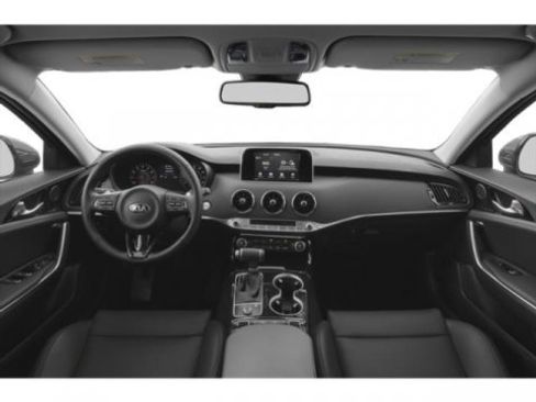 Used 2019 Kia Stinger image 11