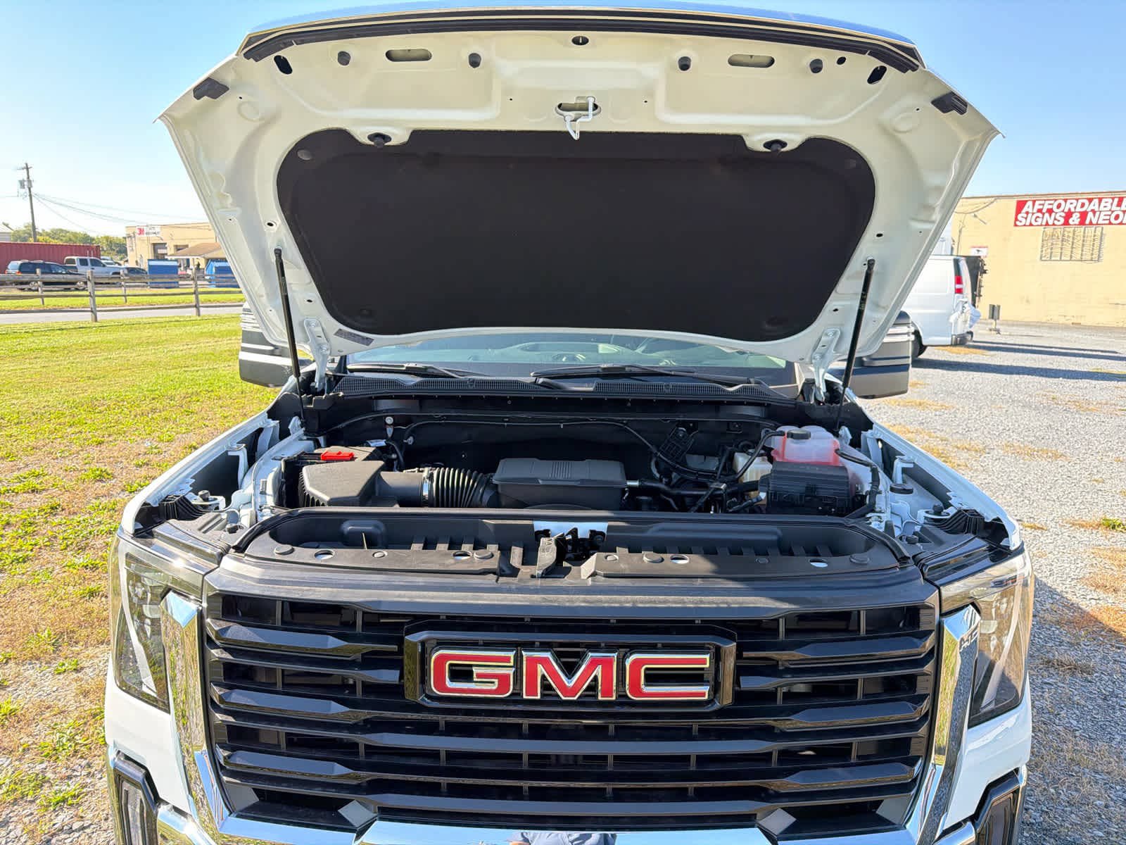 New 2026 GMC Sierra 2500 Pro RWD image 6