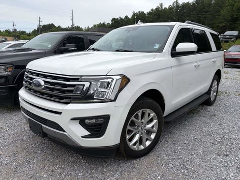 Used 2021 Ford Expedition XLT RWD image 3