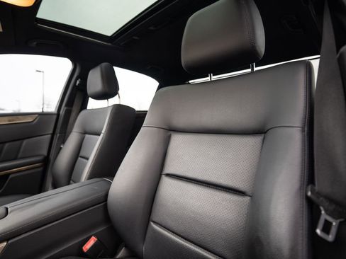 Used 2011 Mercedes-Benz E 350 E 350 image 6