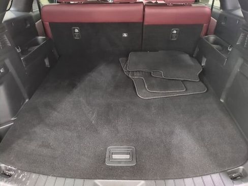 Used 2025 MAZDA CX-70 3.3 Turbo S w/ Premium Package image 12