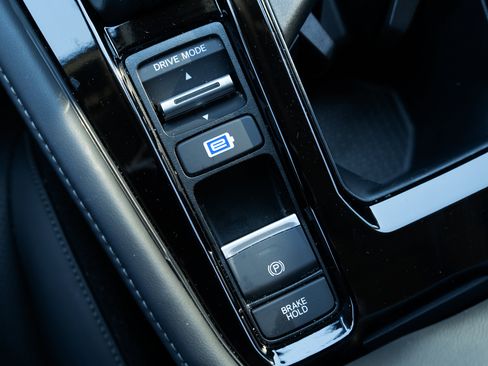 Used 2024 Honda Accord Touring image 29