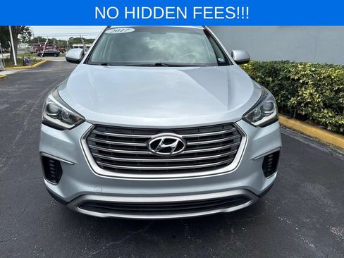 Used 2017 Hyundai Santa Fe SE w/ Cargo Package FWD image 2