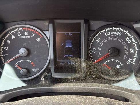 Used 2020 Toyota Tacoma SR w/ SR Convenience Package image 6