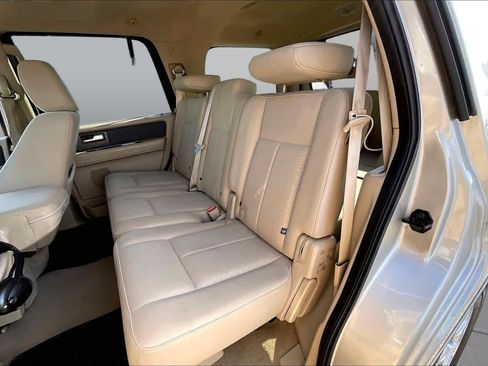 Used 2007 Ford Expedition XLT RWD image 17