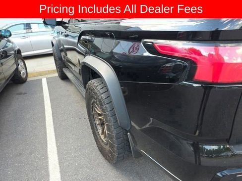 Used 2023 Toyota Sequoia Limited w/ TRD Off-Road Package AWD/4WD image 11