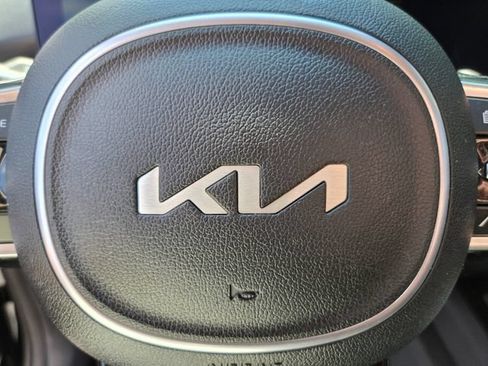 Used 2024 Kia Sorento S AWD/4WD image 31