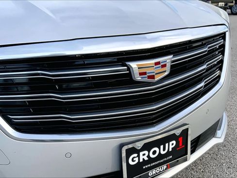 Used 2019 Cadillac XTS Luxury image 28