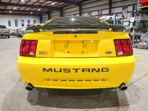 Used 2004 Ford Mustang Mach 1 RWD image 7