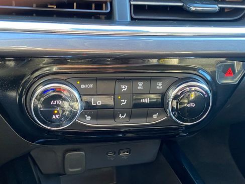 Used 2025 Chevrolet Trax ACTIV w/ Driver Confidence Package image 15