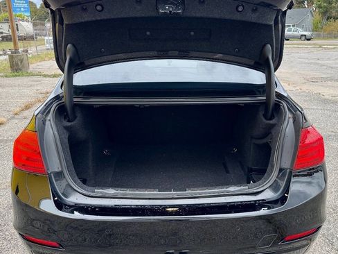 Used 2015 BMW 320i xDrive Sedan image 9