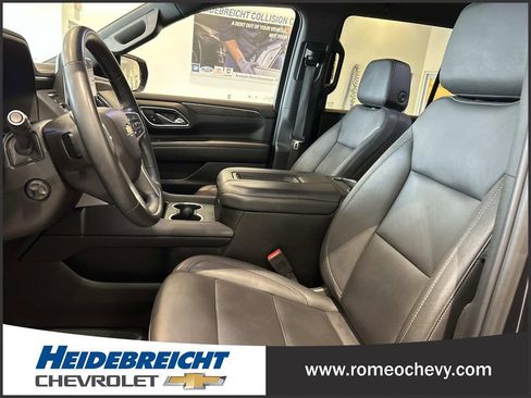 Used 2024 Chevrolet Tahoe LT w/ Luxury Package AWD/4WD image 13