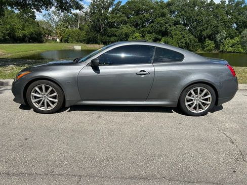 Used 2014 INFINITI Q60 Journey w/ Premium Package RWD image 3
