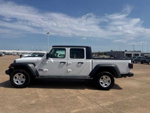 Used 2020 Jeep Gladiator Sport w/ Quick Order Package 24S AWD/4WD image 10
