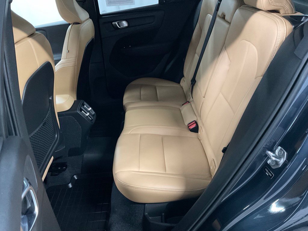 Used 2020 Volvo XC40 T5 Inscription w/ Protection Package Premier AWD/4WD image 36