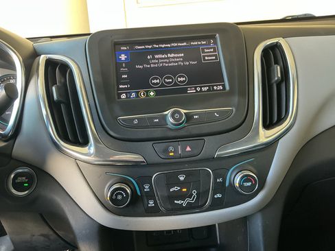 Used 2023 Chevrolet Equinox LT AWD/4WD image 15