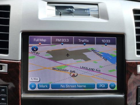 Used 2013 Cadillac Escalade Premium AWD/4WD image 21