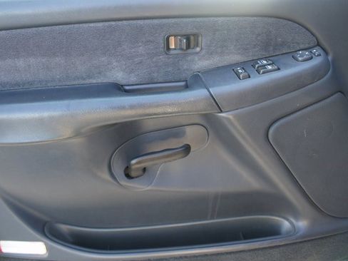 Used 2002 Chevrolet Silverado 1500 LS image 17