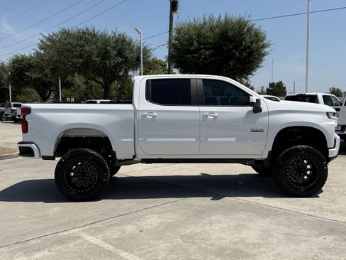 Used 2019 Chevrolet Silverado 1500 LT w/ Texas Edition RWD image 3
