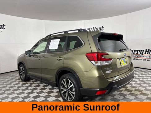 Used 2023 Subaru Forester Limited AWD/4WD image 9