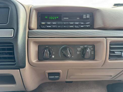 Used 1994 Ford F150 XL image 15