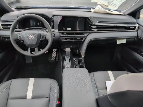 New 2026 Toyota Camry SE image 25