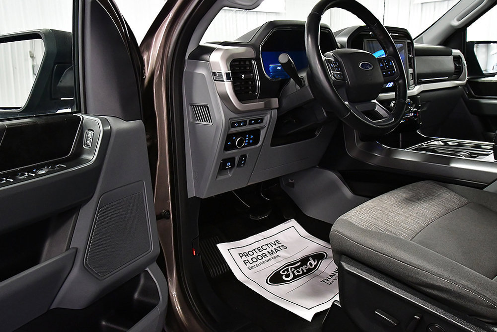 Used 2023 Ford F150 Lightning XLT w/ Equipment Group 312A High AWD/4WD image 17