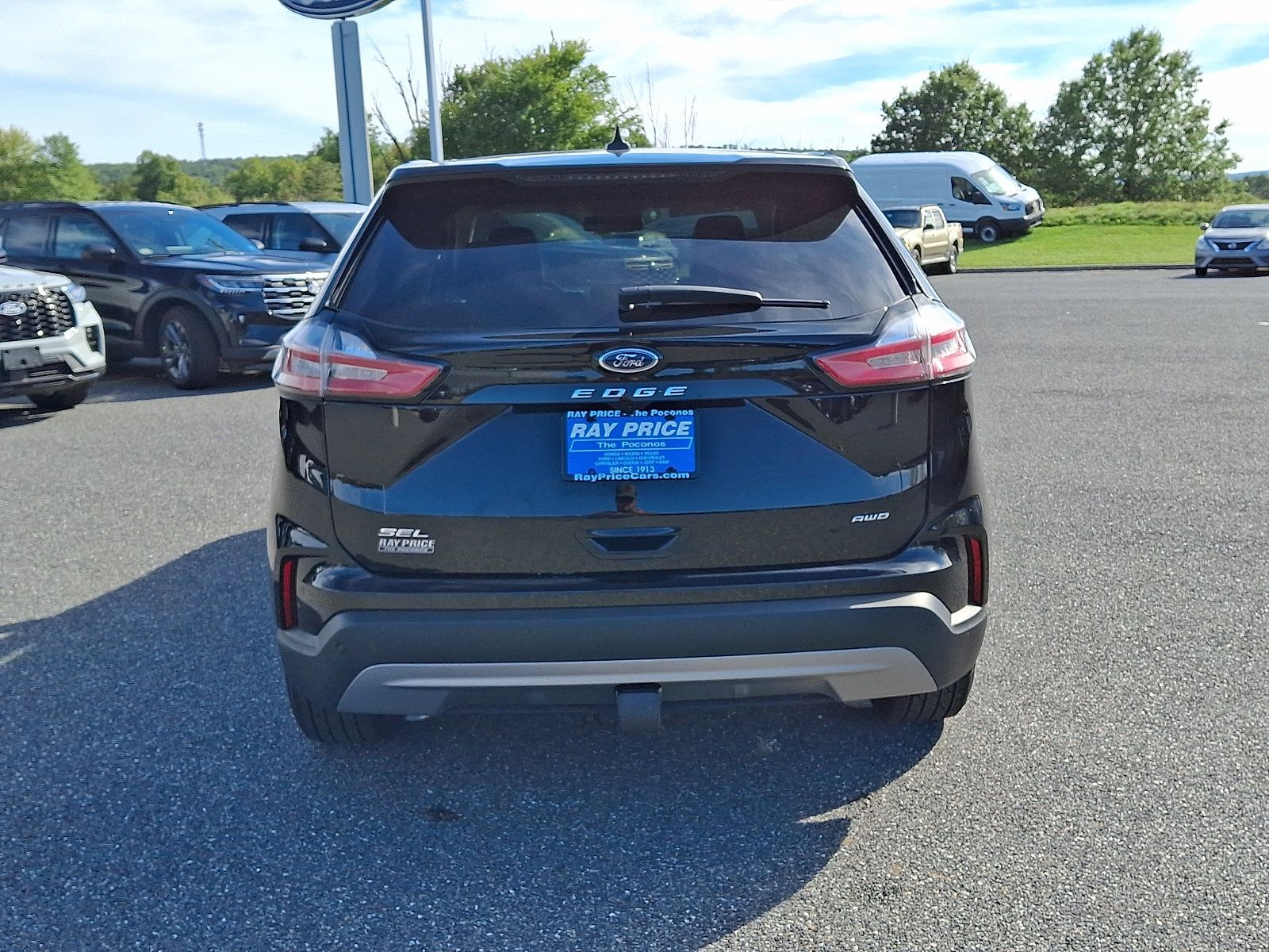Used 2024 Ford Edge SEL w/ Convenience Package AWD/4WD image 6